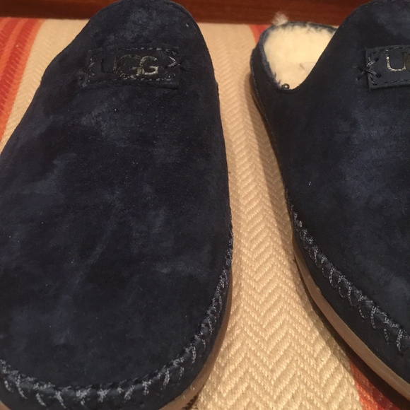 Ugg Womens Tamera Suede Navy Loafers - Picture 5 of 5
